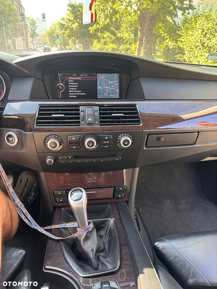 BMW Seria 5 520d Edition Exclusive - 12