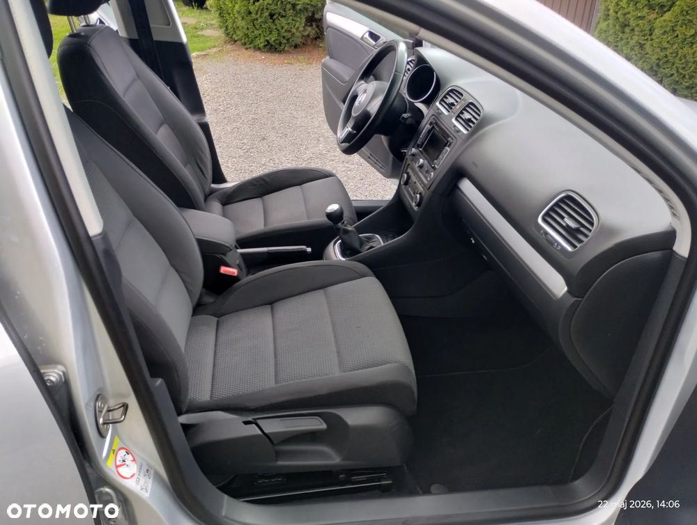 Volkswagen Golf 1.6 TDI DPF Trendline - 34