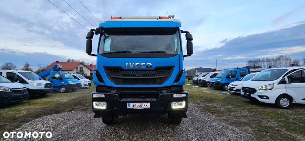 Iveco AT410T45 - 2