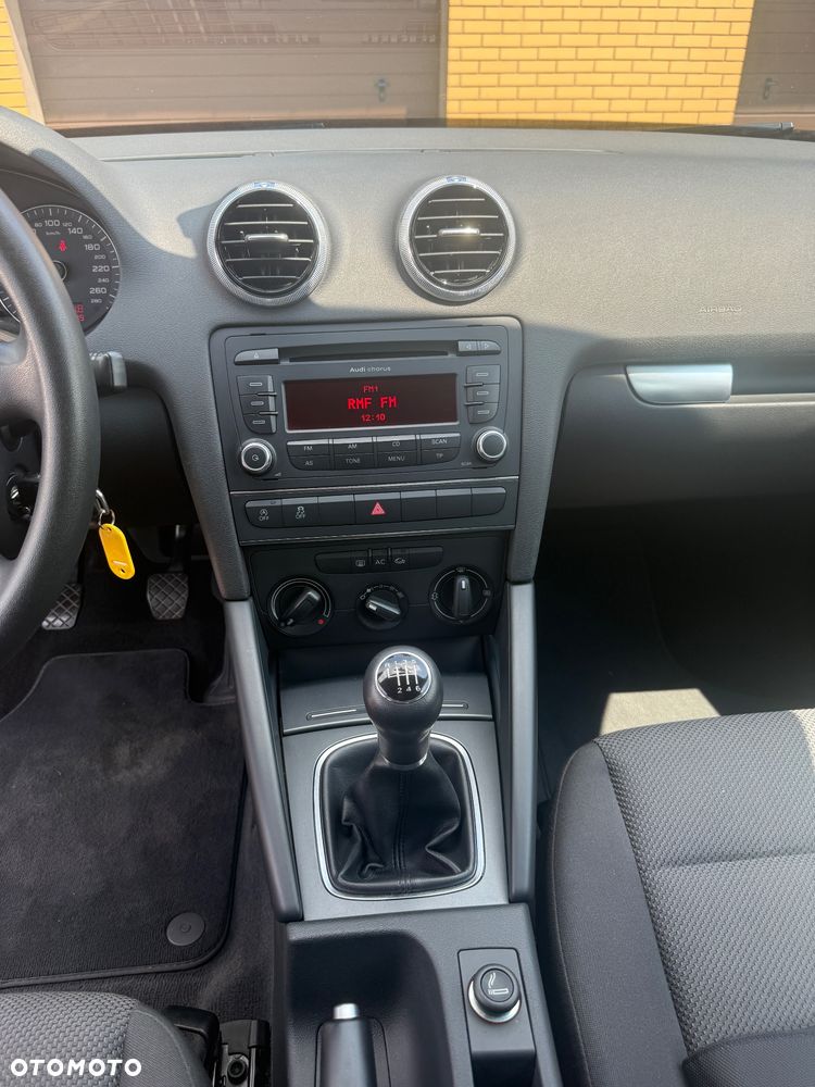 Audi A3 Sportback 1.2 TFSI Ambiente - 9
