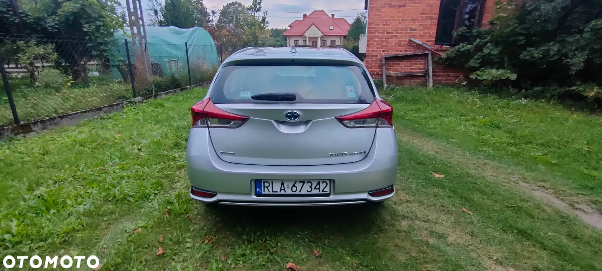 Toyota Auris Hybrid 135 Selection - 17