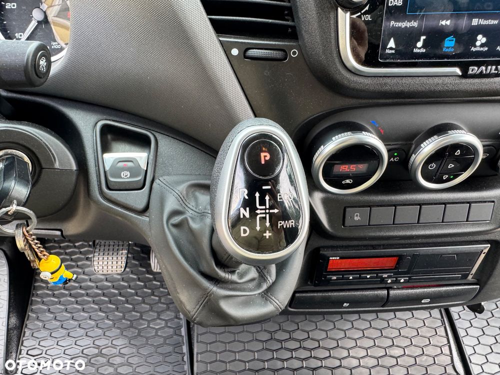 Iveco Daily 3.0 180KM Hi-Matic Laweta NPS Full opcja - 21