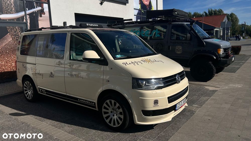 Volkswagen Caravelle - 3