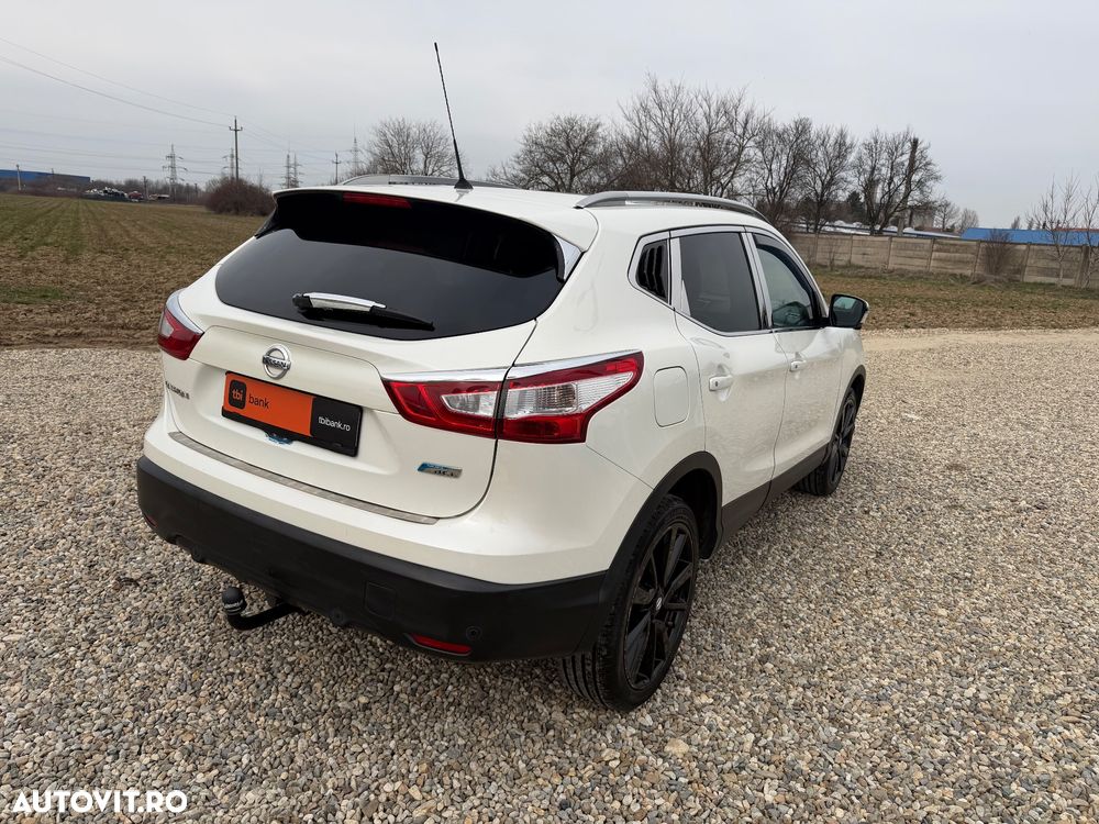 Nissan Qashqai 1.6 DCI Xtronic TEKNA - 6