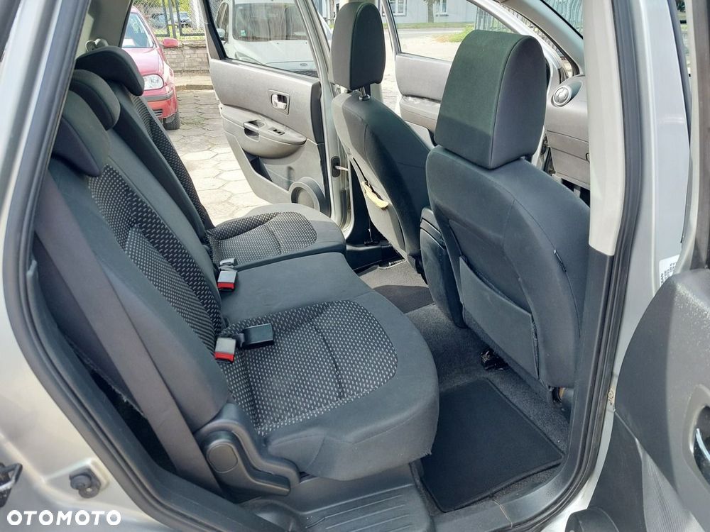 Nissan Qashqai+2 - 13