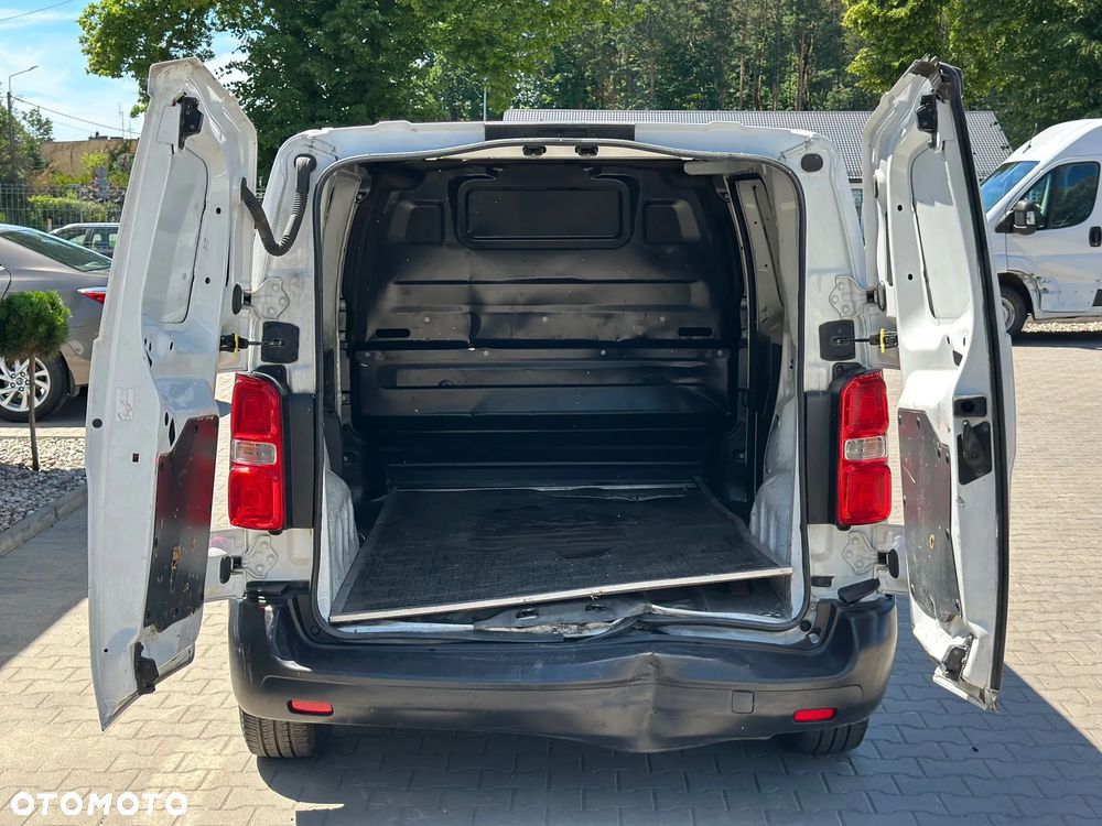 Peugeot Expert - 8
