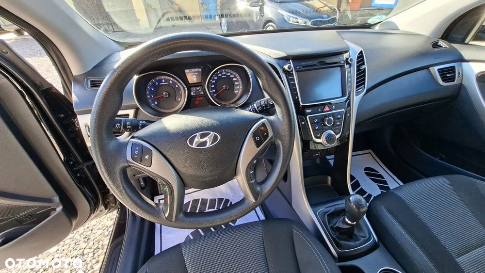 Hyundai i30 1.4 Fifa World Cup Edition - 8