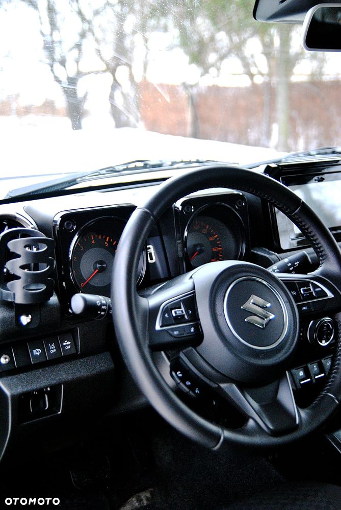 Suzuki Jimny - 16