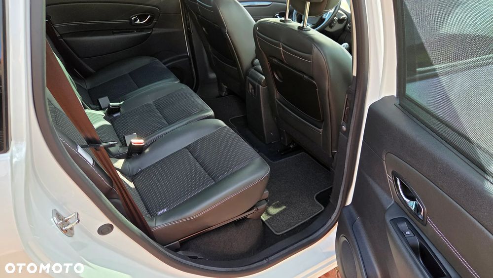 Renault Grand Scenic TCe 130 Luxe - 27