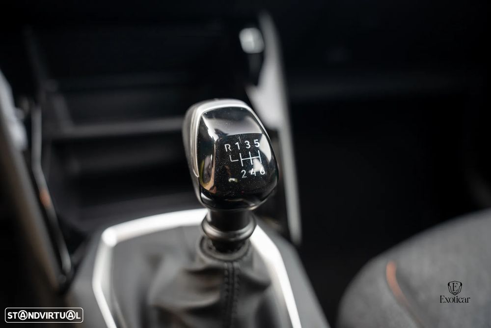 Peugeot 208 1.2 PureTech Style - 16