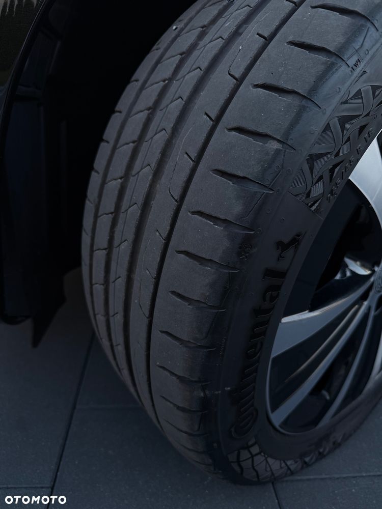 Mercedes-Benz Klasa E 300 de 9G-TRONIC Avantgarde - 39