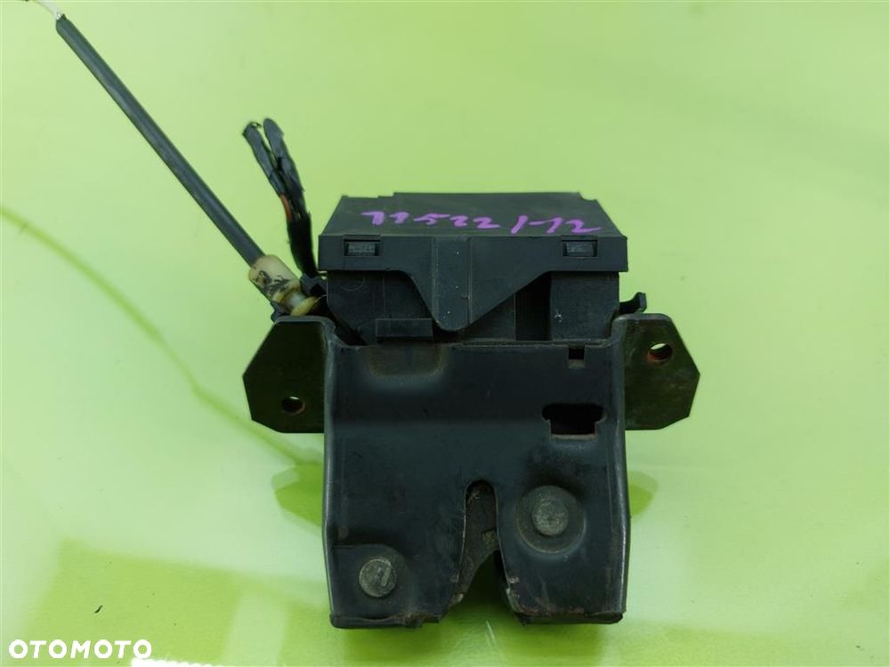 Zamek klapy tylnej Mercedes C-klasa W203 2000-2007 VALEO A2035405148 SEDAN - 6