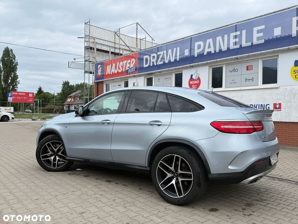 Mercedes-Benz GLE - 4