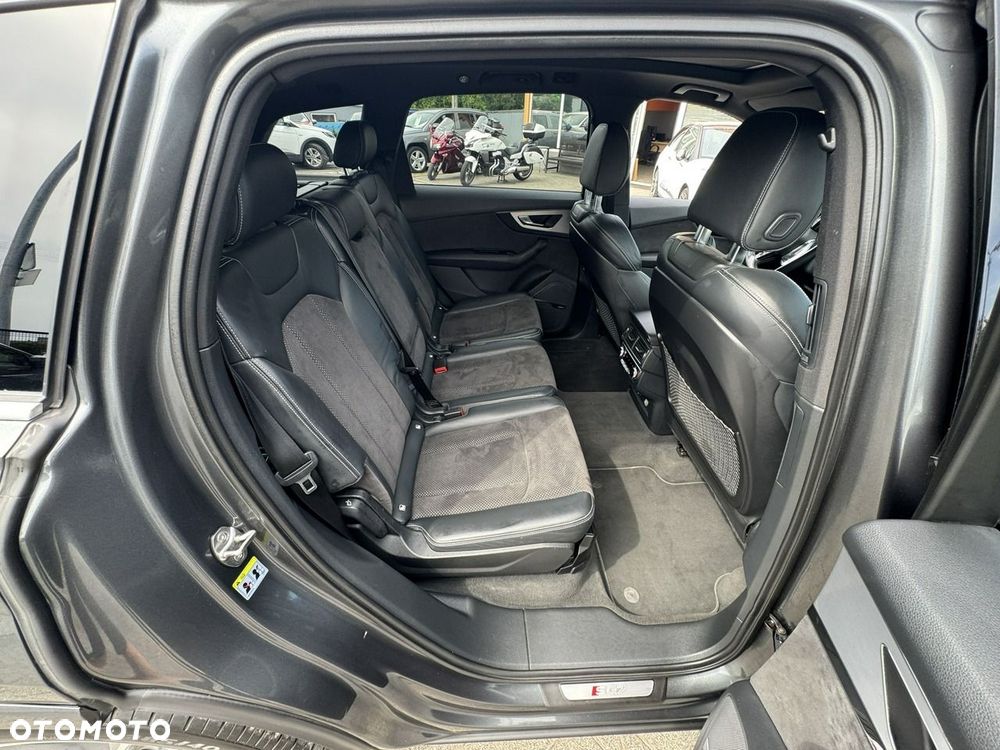 Audi SQ7 4.0 TDI Quattro Tiptronic - 31