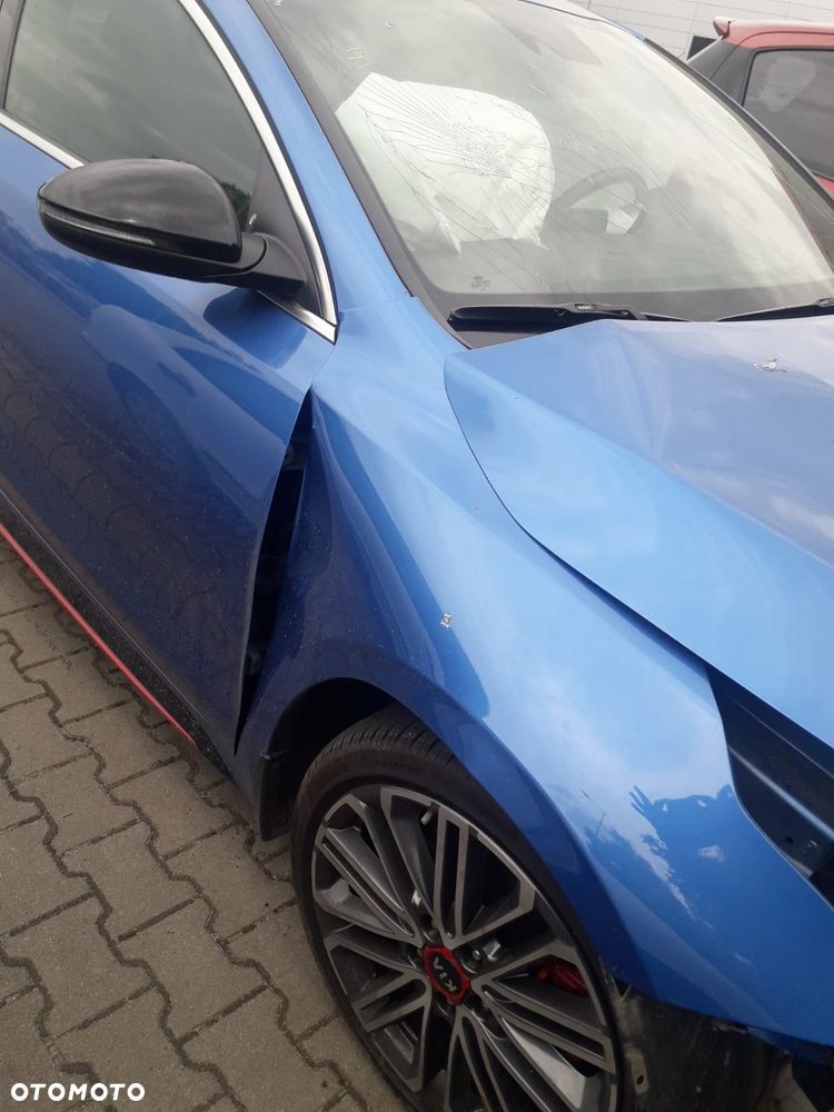 Kia ProCeed 1.6 T-GDI GT DCT - 10
