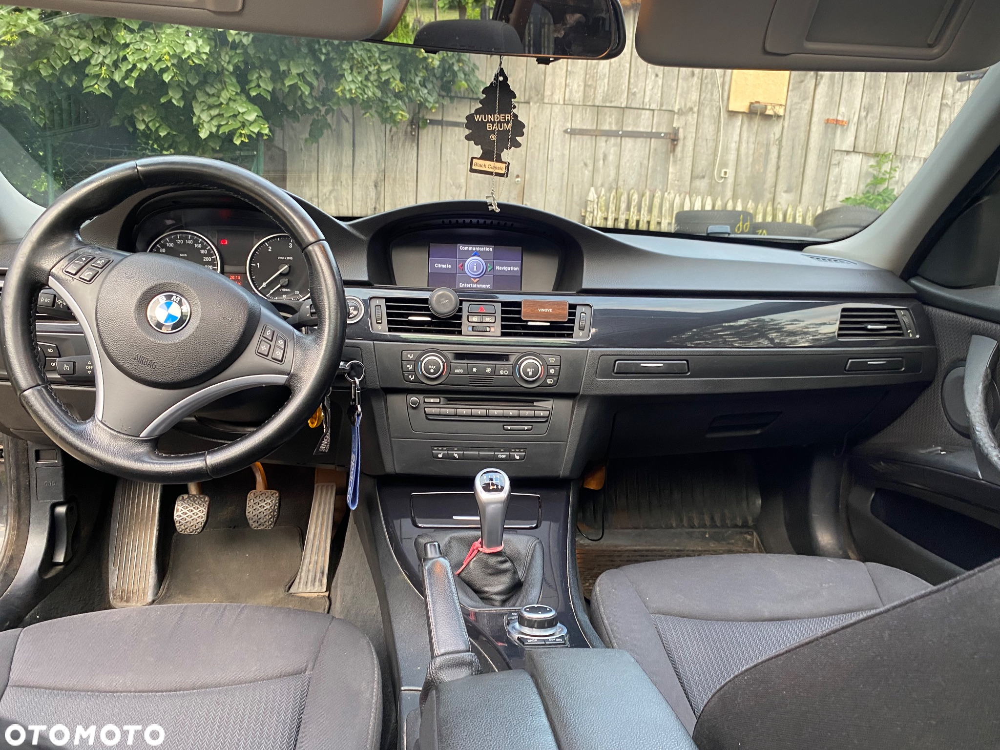 BMW Seria 3 318d - 10