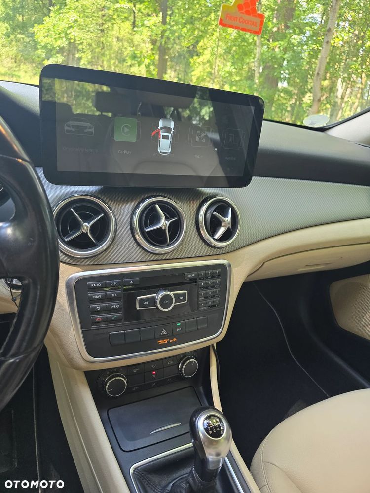 Mercedes-Benz GLA 200 (CDI) d - 20