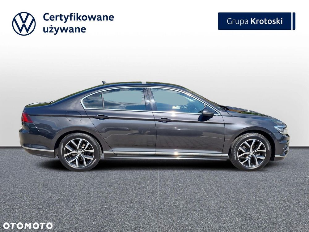 Volkswagen Passat 2.0 TDI SCR Highline - 9