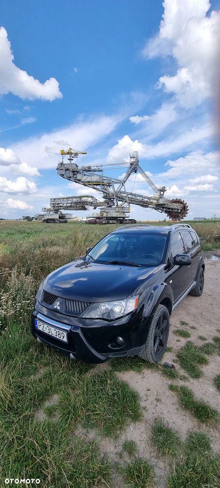 Mitsubishi Outlander 2.0 DID Instyle - 1