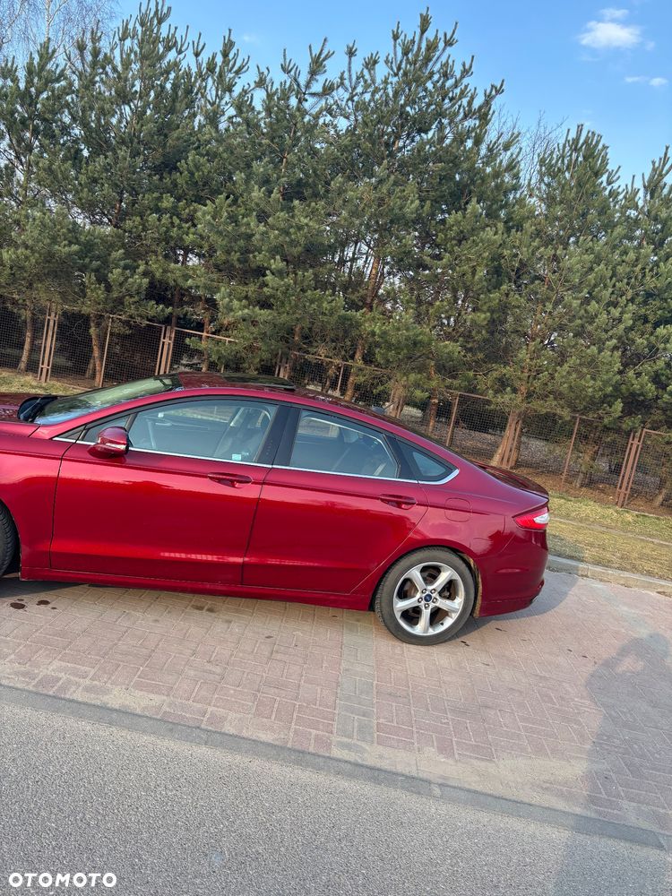 Ford Fusion - 8
