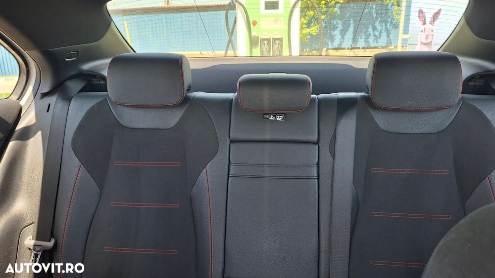 Mercedes-Benz A 250 e Aut. - 40