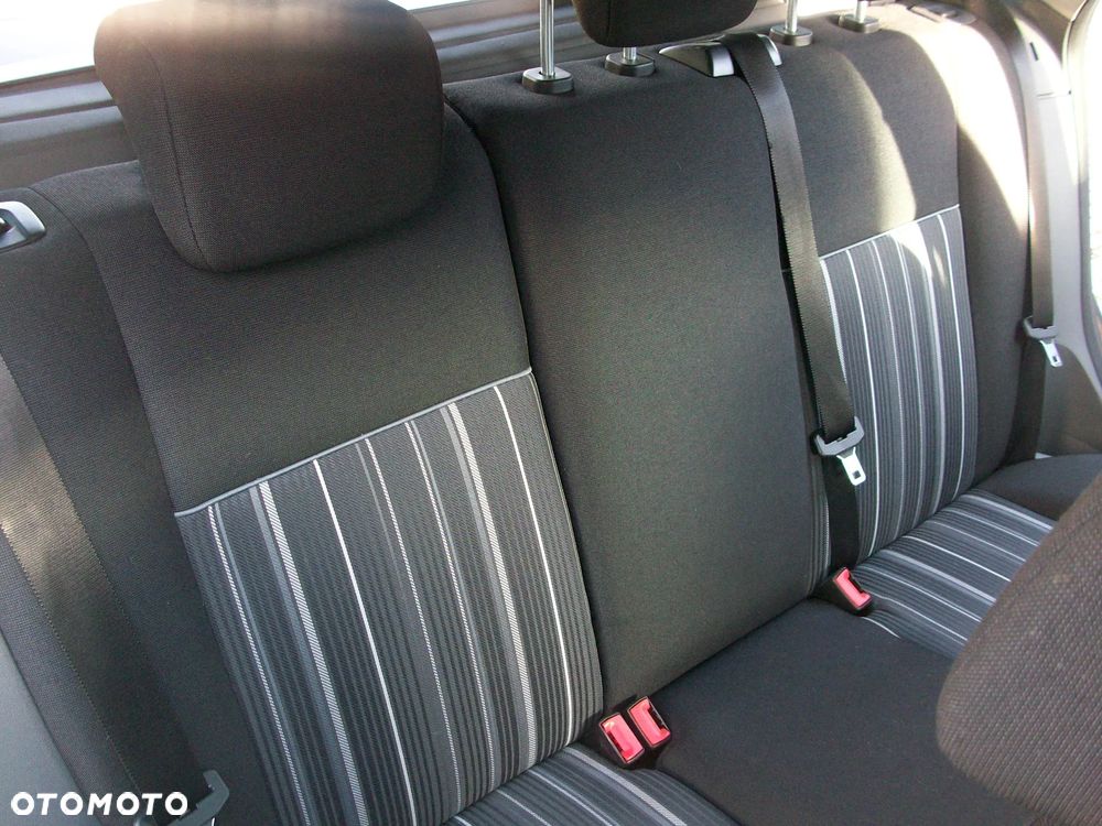Ford Focus 1.6 FX Gold / Gold X - 13