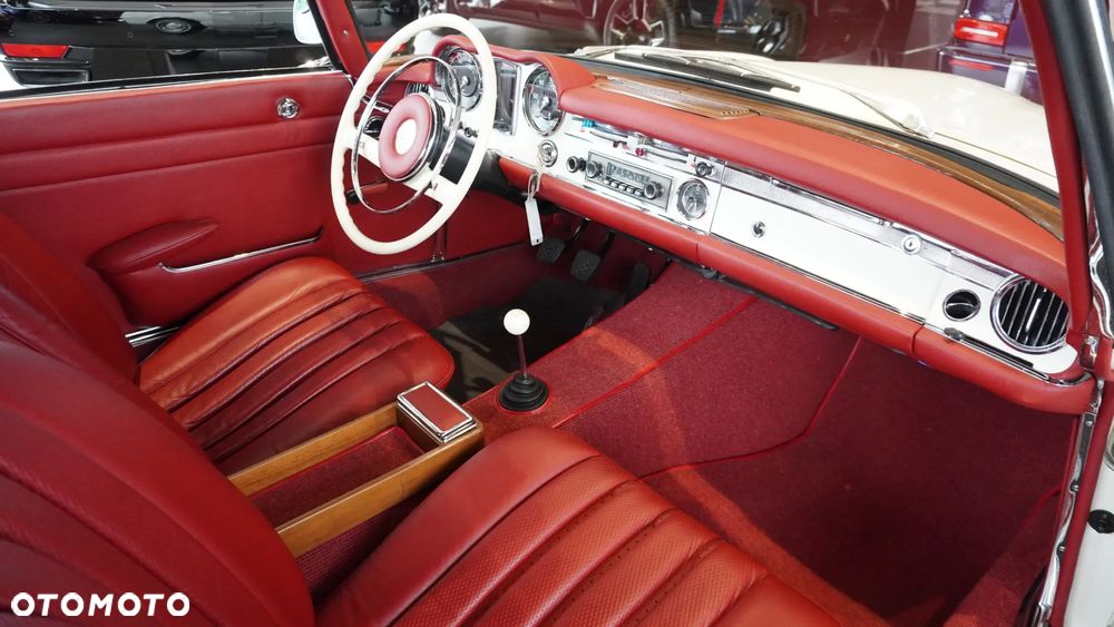 Mercedes-Benz SL - 9