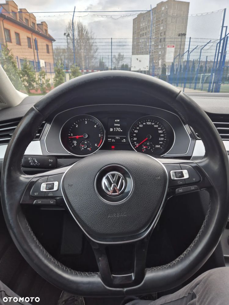 Volkswagen Passat Variant Diesel Trendline - 20