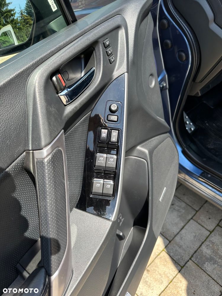Subaru Forester 2.0XT Platinum Lineartronic EU6 - 11