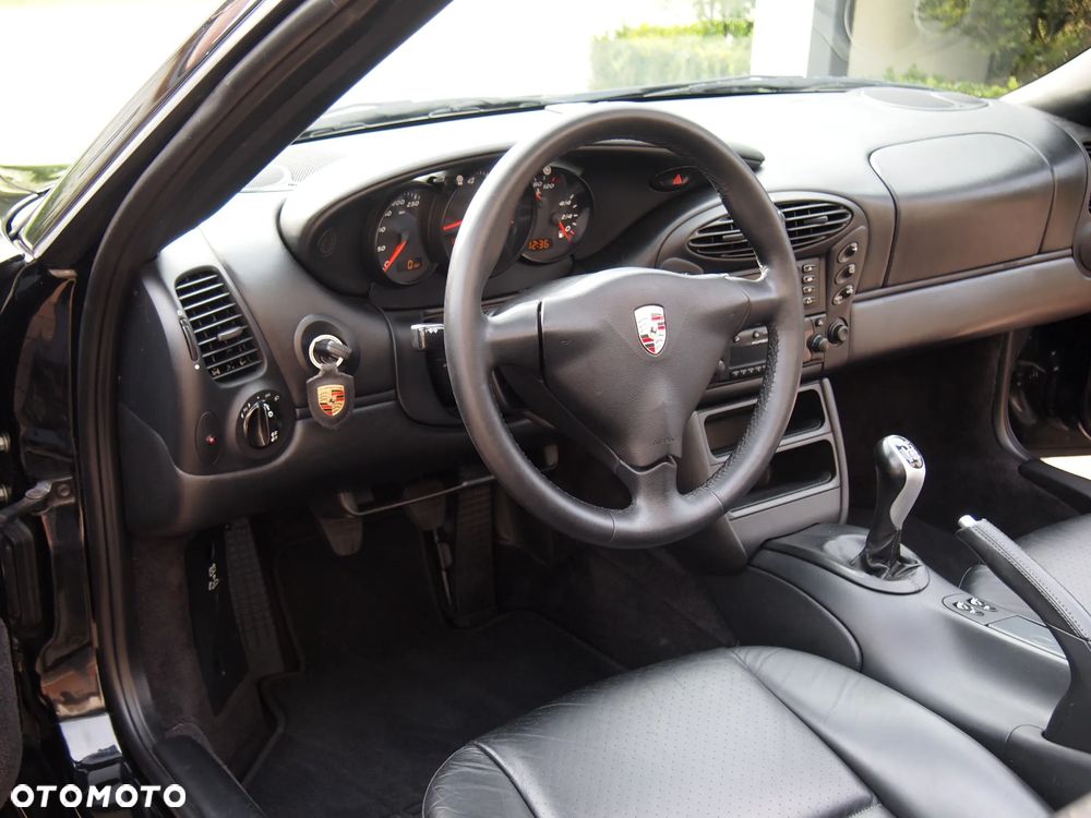 Porsche Boxster - 15