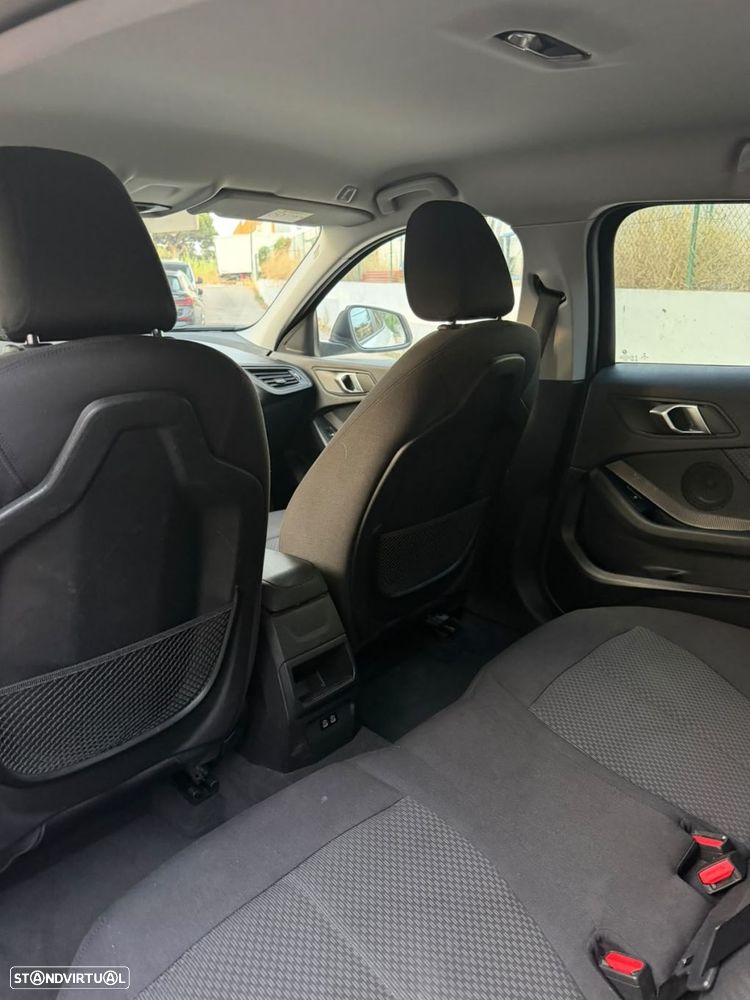 BMW 116 d Auto - 13