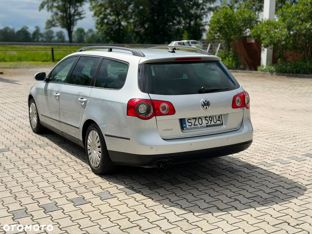 Volkswagen Passat 2.0 TDI DPF Comfortline DSG - 3