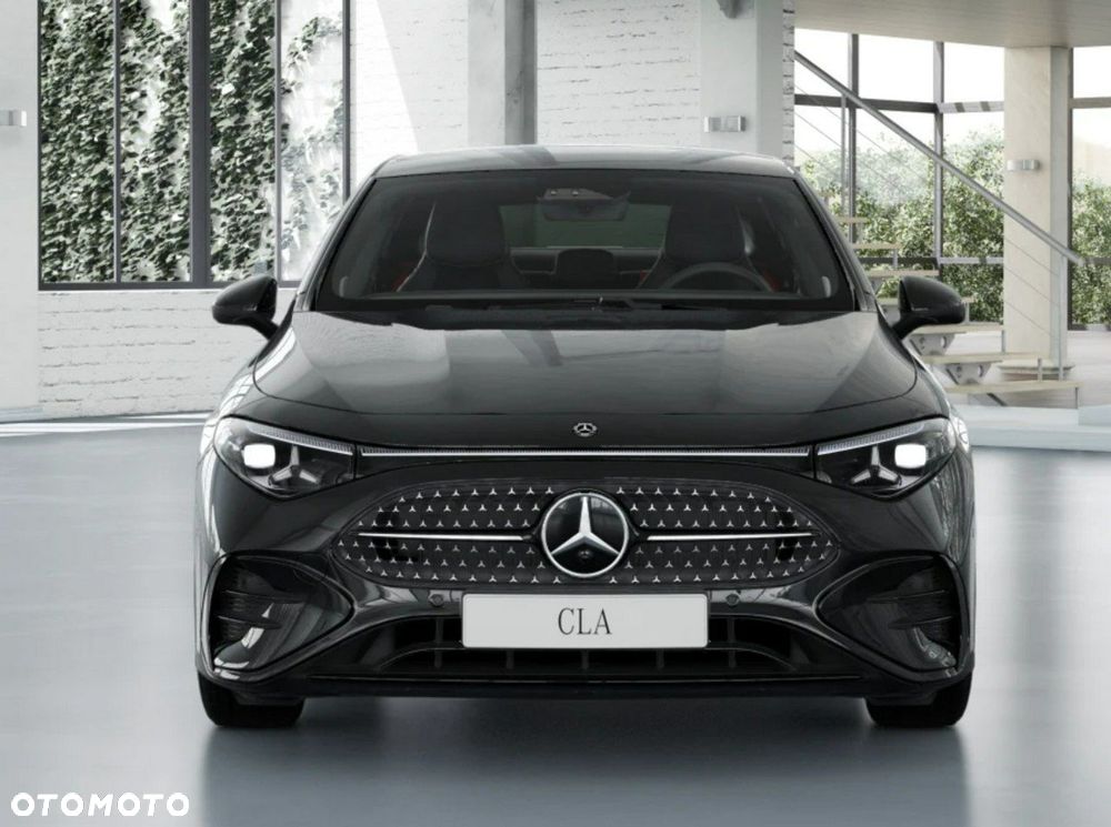 Mercedes-Benz CLA - 2