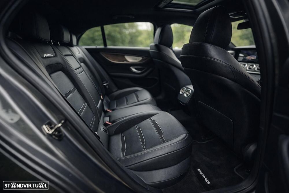 Mercedes-Benz AMG GT 43 4Matic+ - 32