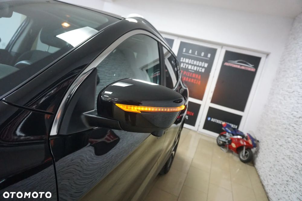 Nissan Qashqai 1.2 DIG-T Xtronic TEKNA - 16