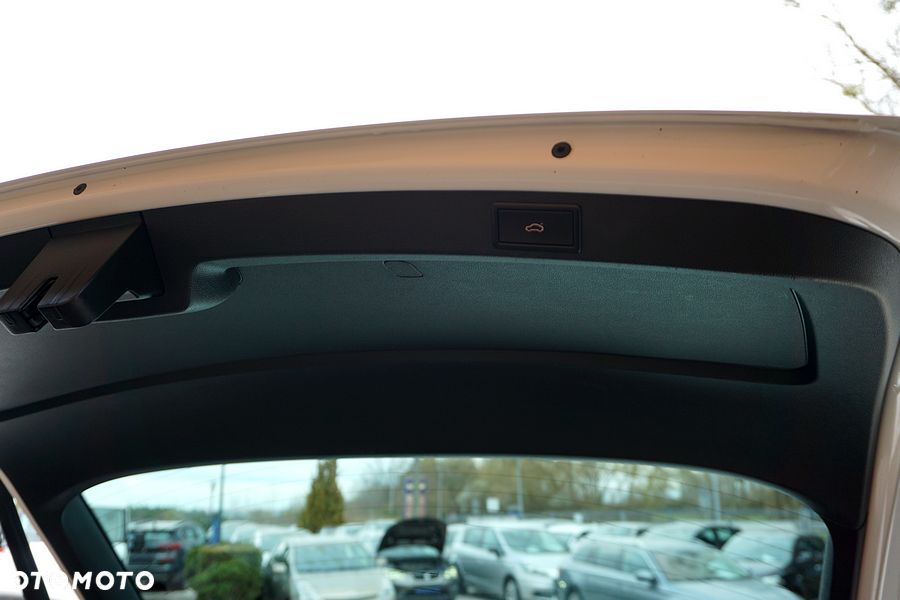 Skoda Octavia 2.0 TDI 4x4 DSG Scout - 14