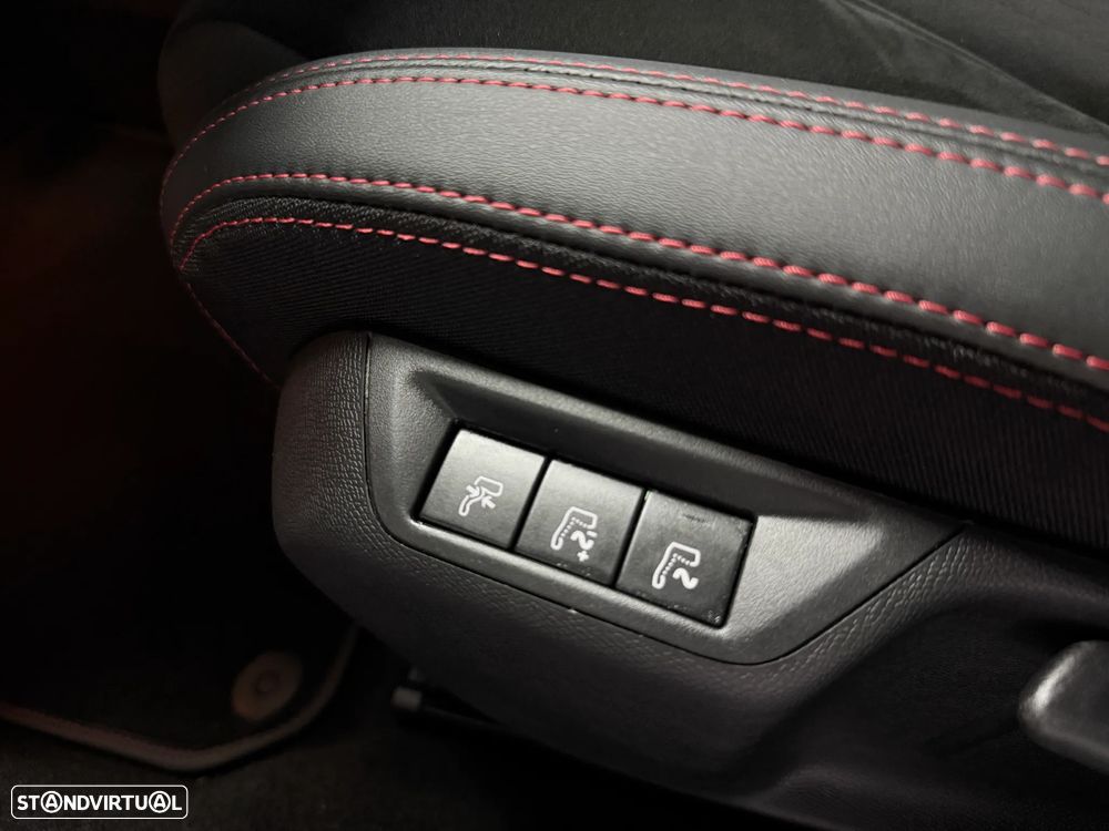 Peugeot 308 BlueHDi FAP 130 EAT8 Stop & Start GT - 27