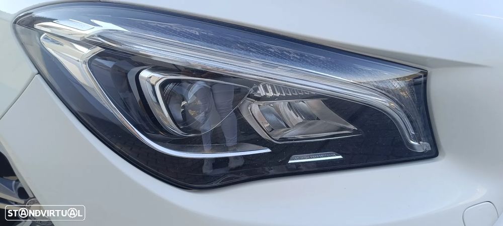 Mercedes-Benz CLA 180 d 7G-DCT Urban - 10