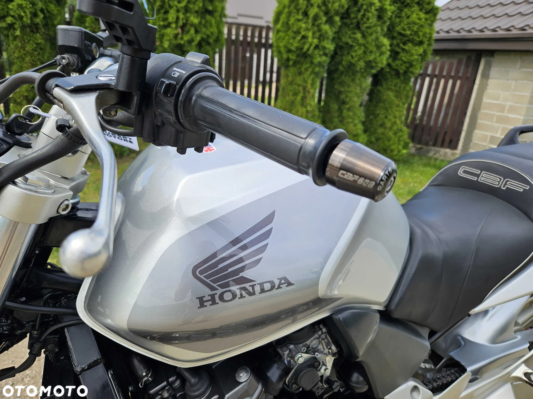 Honda CBF - 27