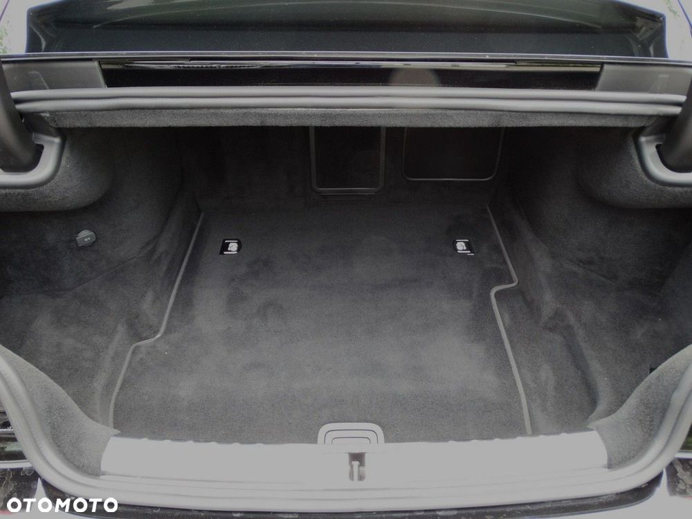 Bentley Continental GT New V8 - 18