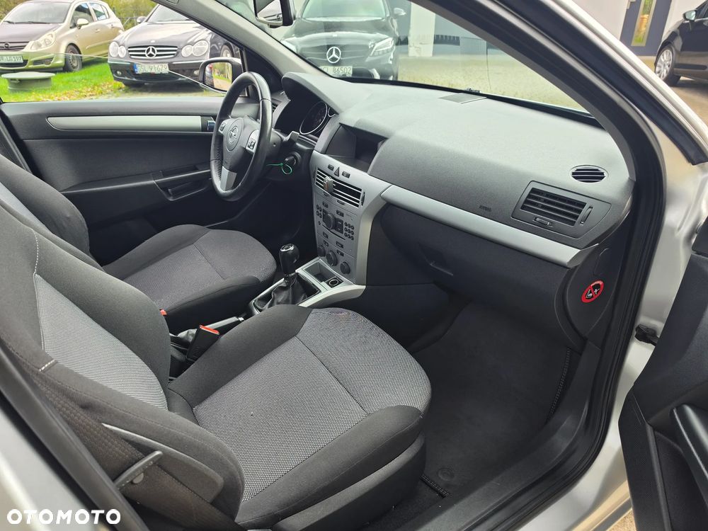 Opel Astra - 22
