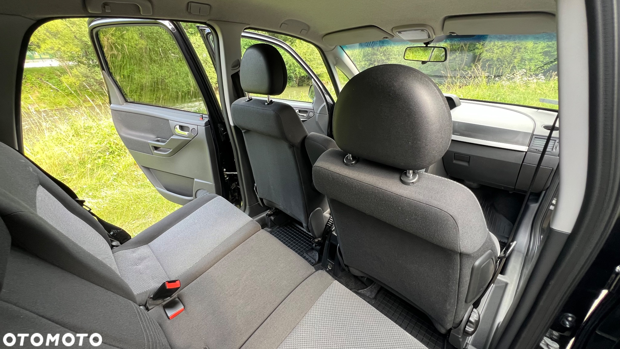 Opel Meriva - 12