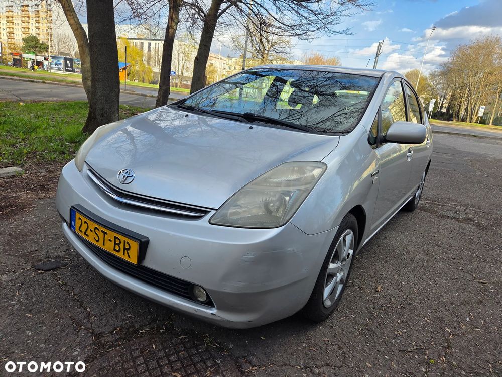 Toyota Prius 1.5 VVT-i Prestige - 3