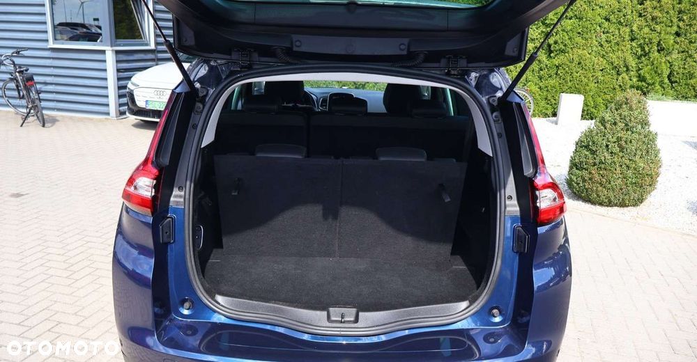 Renault Scenic - 32