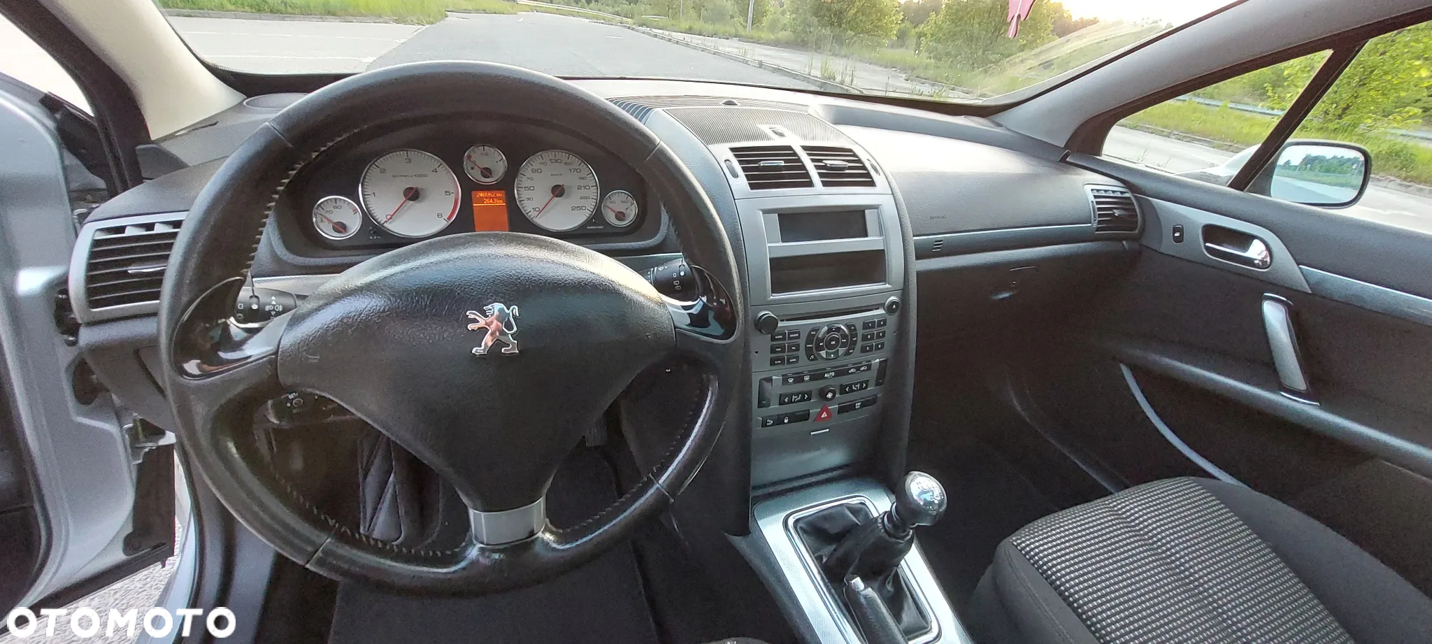 Peugeot 407 SW HDi 135 Platinum - 22