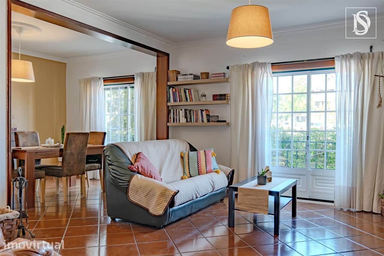 Apartamento T4 c/ Garagem - Grande imagem: 2/39