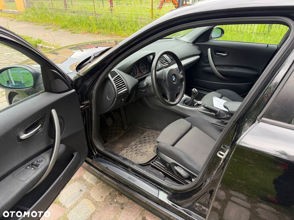 BMW Seria 1 118d - 11