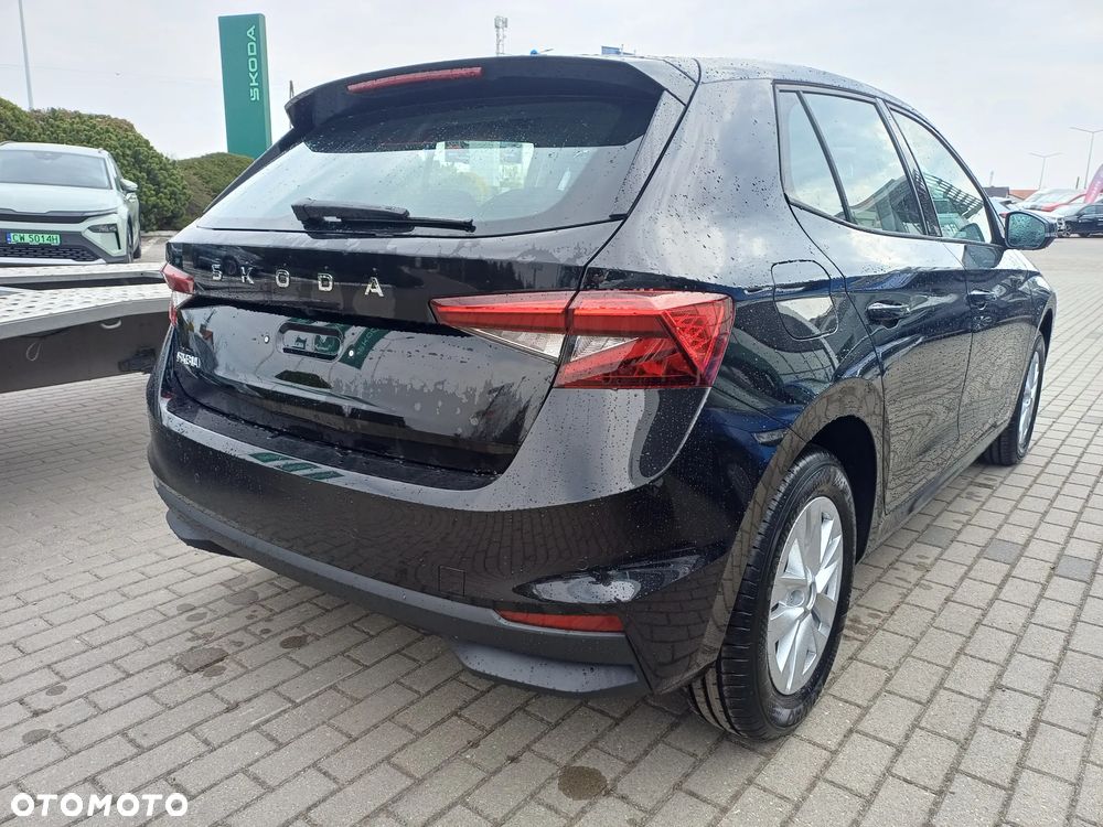 Skoda Fabia 1.0 TSI Drive DSG - 5