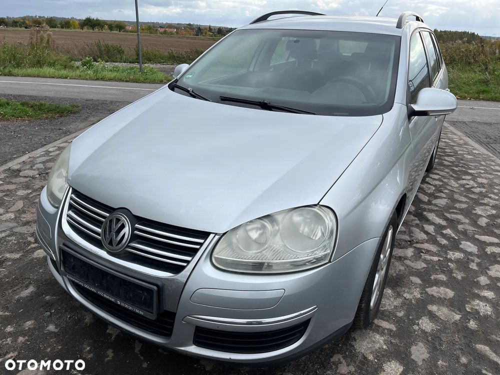 Volkswagen Golf - 39