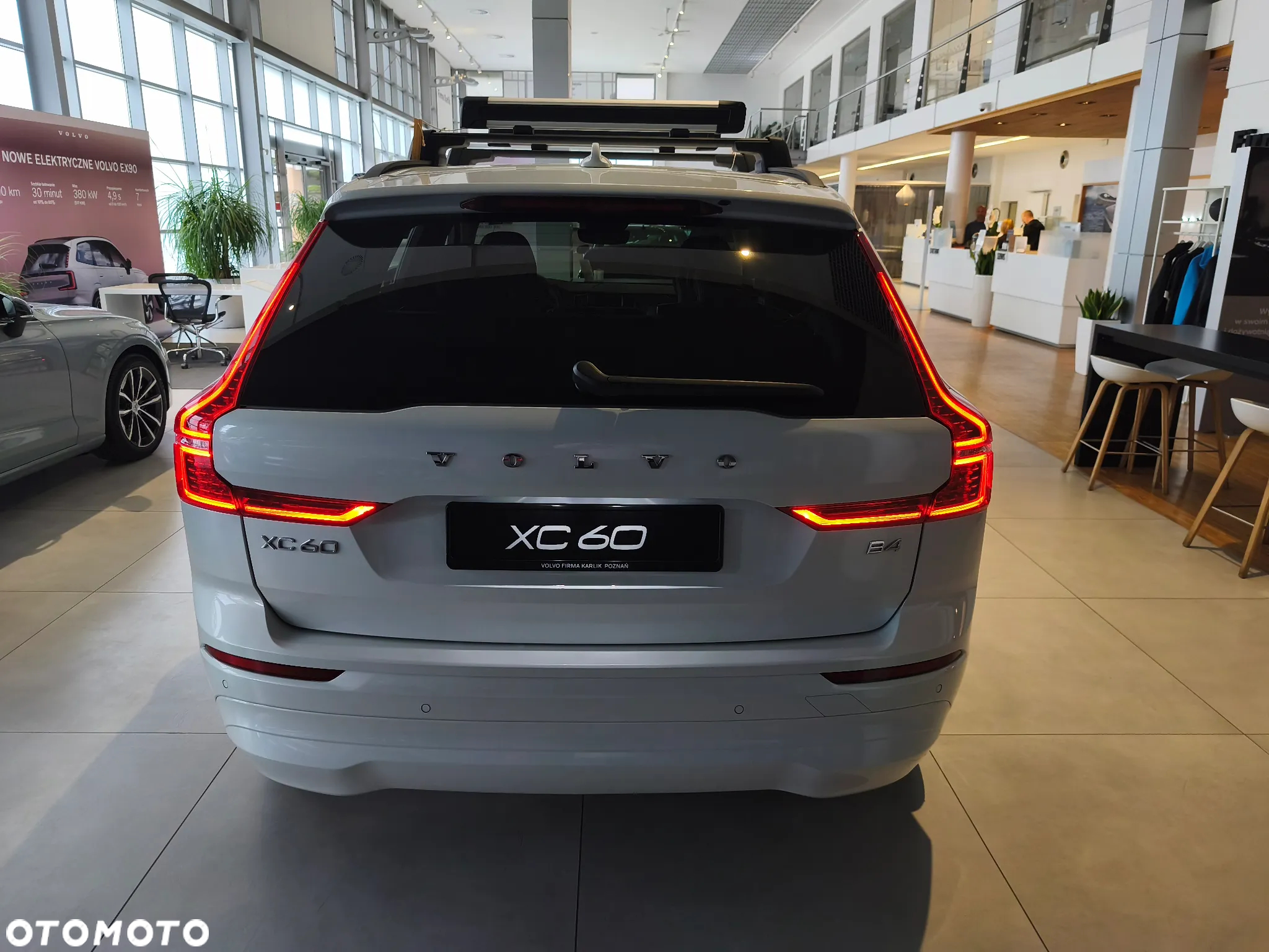 Volvo XC 60 B4 B Core - 16